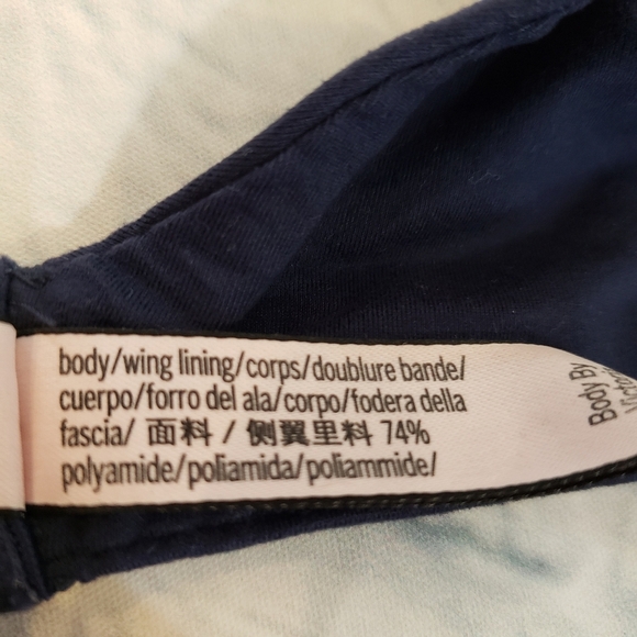 Victoria's Secret size 32D - Picture 7 of 8